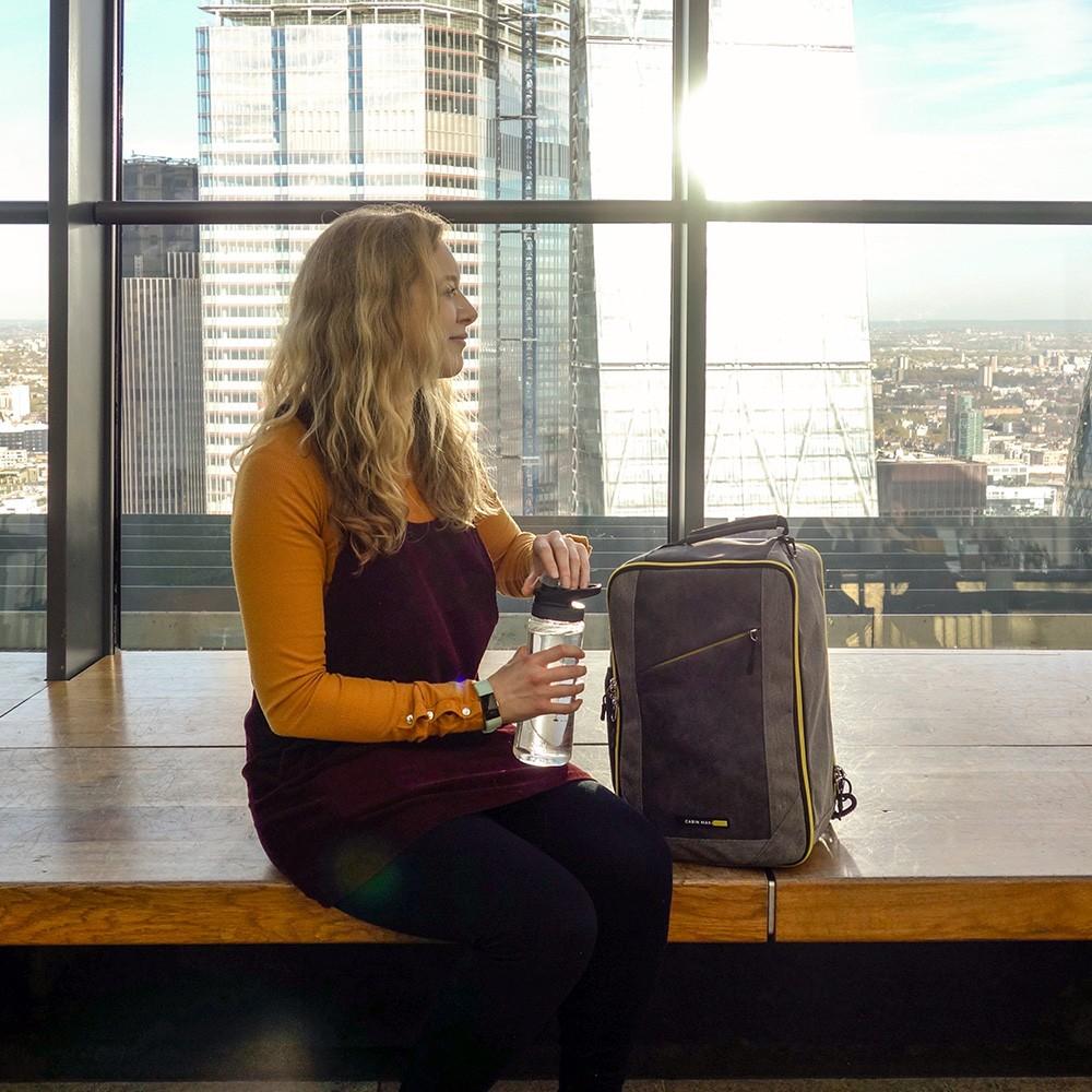 No Tag! Cabin Max Manhattan 20L Stowaway 16x10x8" (40x25x20cm) Underseat Backpack (Grey Red)